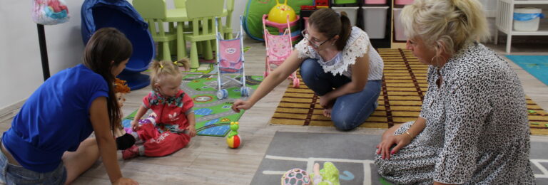 Biztos Kezdet Gyerekházak – határokon átnyúló együttműködési program